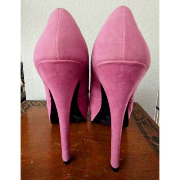 Retro Pin Up style Pink Suede Heels with Bow - Picture 5 of 6